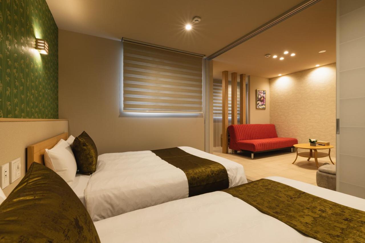 Grand Base Crane Apart otel Fukuoka  Dış mekan fotoğraf