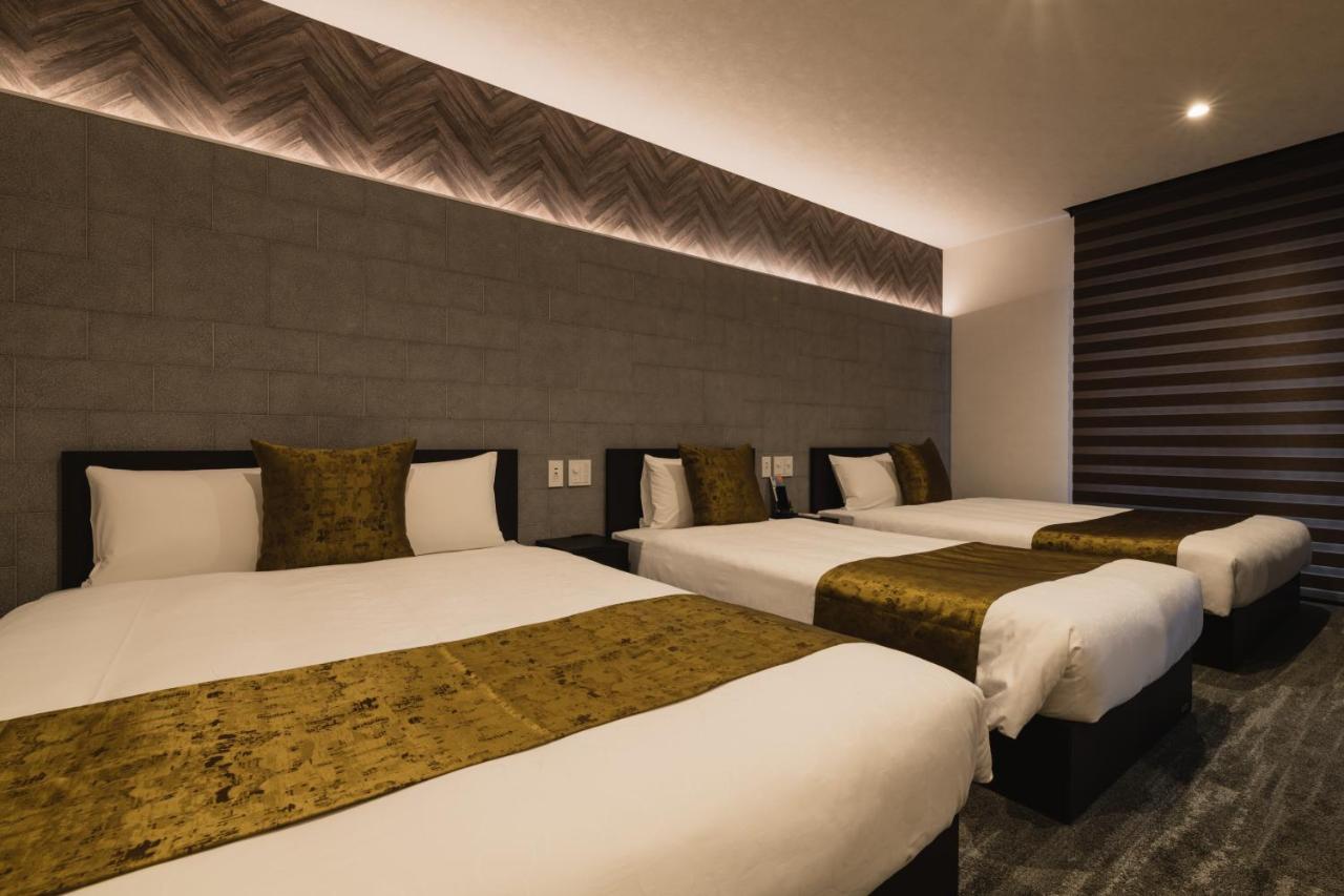 Grand Base Crane Apart otel Fukuoka  Dış mekan fotoğraf