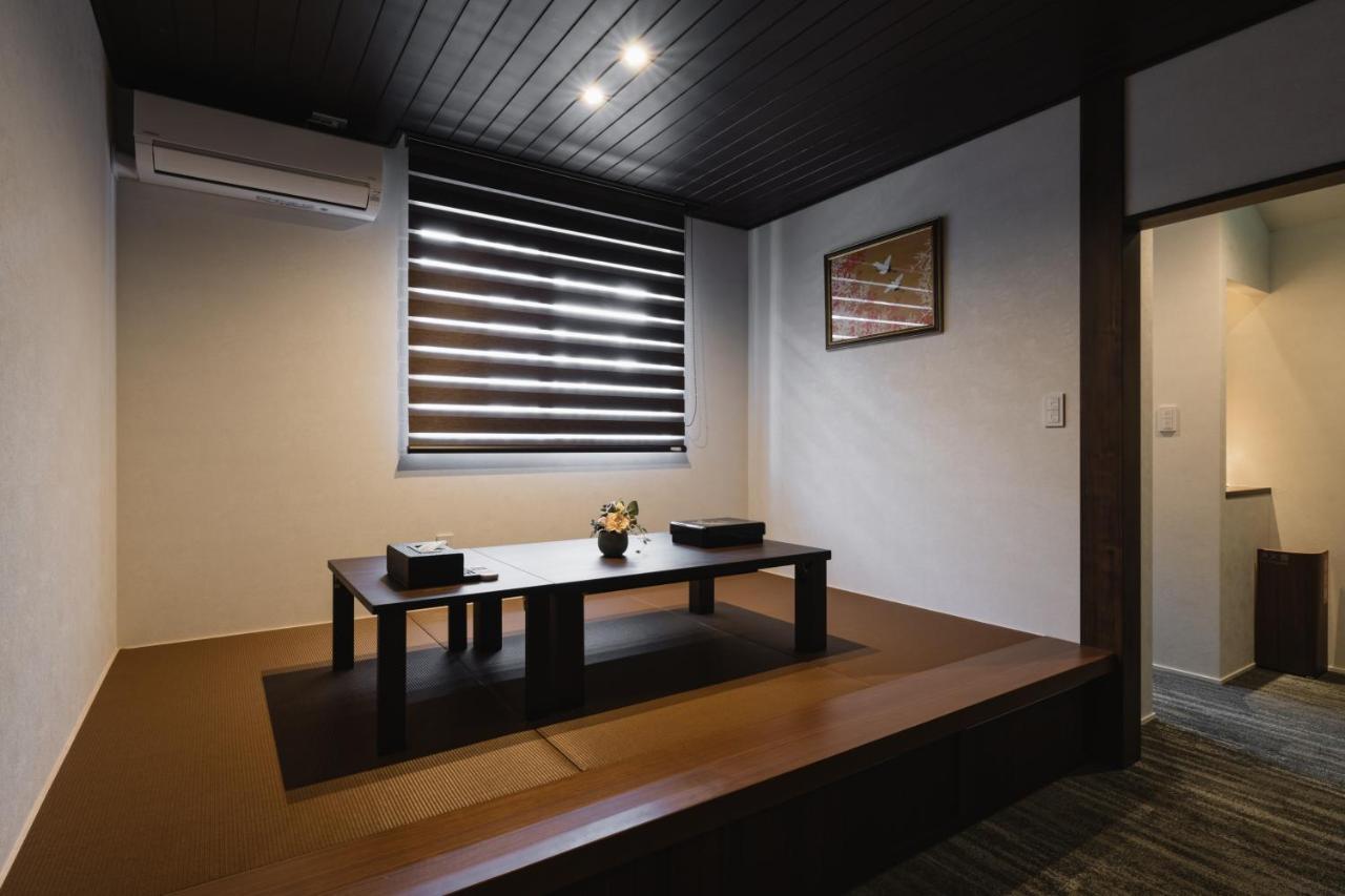 Grand Base Crane Apart otel Fukuoka  Dış mekan fotoğraf
